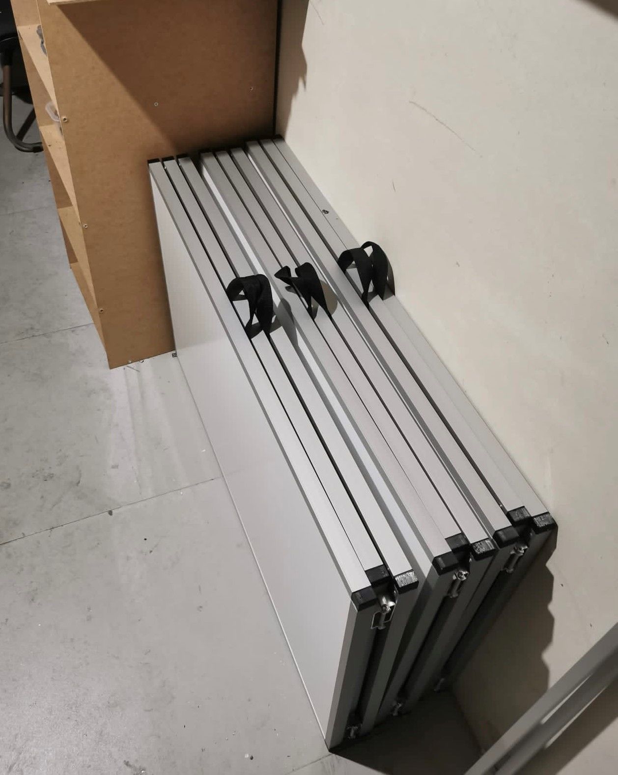 Duvar kağıdı tutkallama masası-duvar kağıdı uygulama tezgahı-duvar kağıdı masası-üretim-toptancısı-Yenilendi-Çok tercih edilen-(Kargoyu alıcı öder.